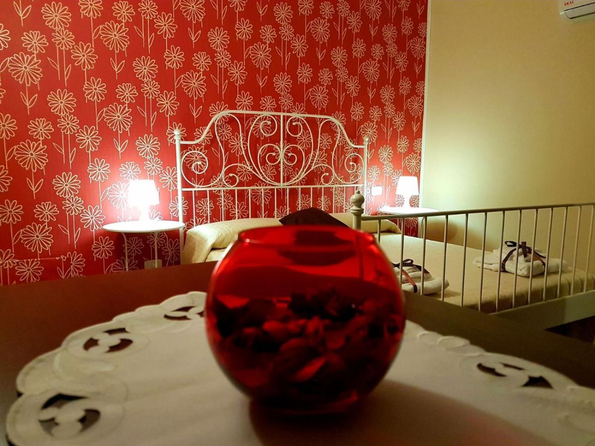 Bed and Breakfast Il Vicoletto à Frascineto Extérieur photo